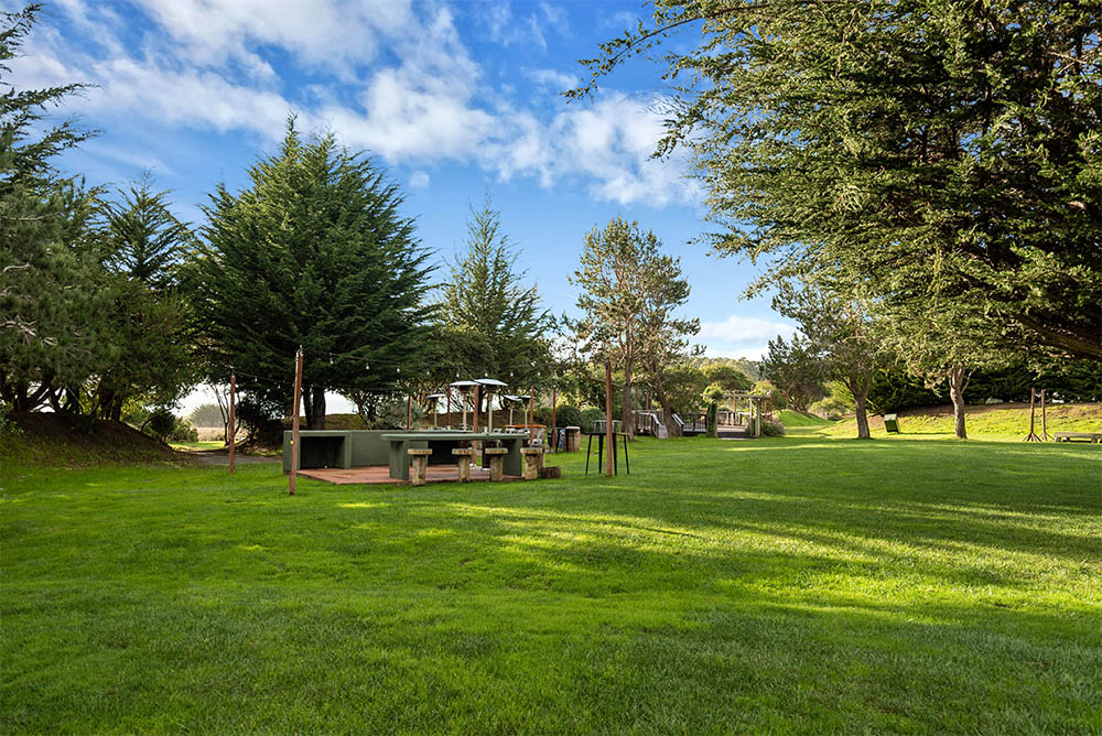 Cascade Lawn Fire Pit